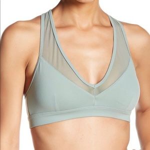 Alo Yoga - Sage Entice Bra - cross back